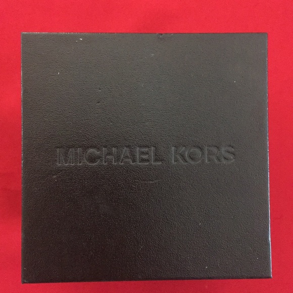 Michael Kors Madison Rose Gold and Clear Watch - Picture 5 of 5